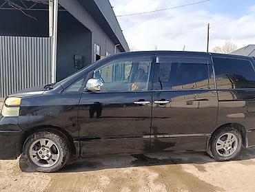 Toyota: Toyota Voxy: 2004 г., 2 л, Автомат, Бензин, Минивэн — 3