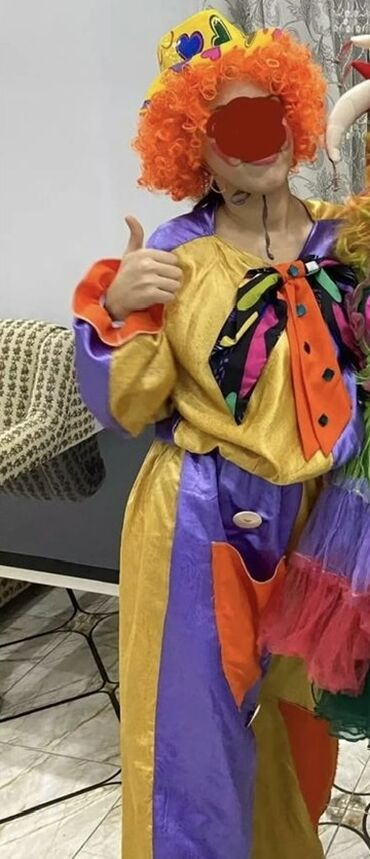 Bayram kostyumları: Uşaqlar üçün animator paltarları. Hamısı bir yerdə satılır. 4 kloun — 7