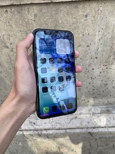 se iphone: IPhone 11, 128 GB, Qara, Zəmanət, Simsiz şarj, Face ID — 8