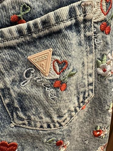 Cinslər və şalvarlar: GUESS qız uşağı üçün cins şalvar - Model: GUESS Kids, daş yuyulma — 4