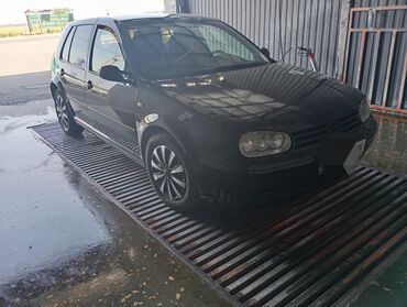 Volkswagen: Volkswagen Golf V: 1999 г., 1.6 л, Механика, Бензин, Хэтчбэк