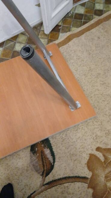 робочий стол: Ашкана үстөлү жана отургуч, түсү - Боз