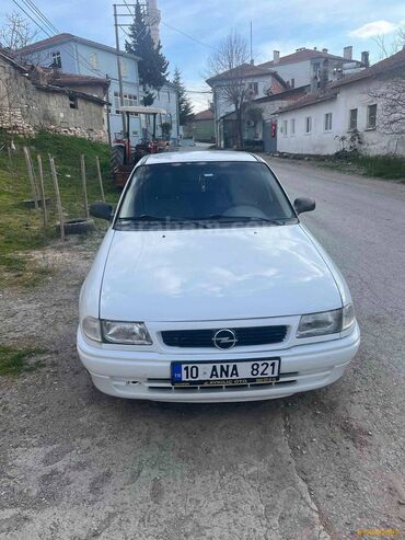 Μεταχειρισμένα Αυτοκίνητα: Opel Astra: 1.4 l. | 1997 έ. | 221000 km. Λιμουζίνα