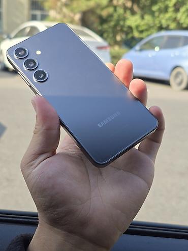 samsung galaxy 32: Samsung Galaxy S24, Б/у, 256 ГБ, цвет - Черный, 1 SIM, eSIM — 2