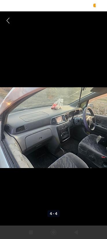 Nissan Liberty: 2000 г., Минивэн