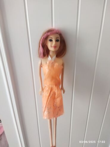 oyuncaq ayi: Barbie(Paltarı ilə)