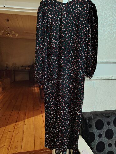 Dəstlər, kostyumlar: Qadın geyimləri dəsti 1) Qara dərimsi gödəkcə - Marka: Ganni — 6