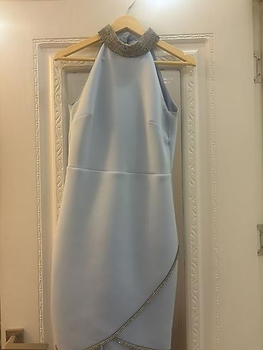 versage sep: Zərif açıq mavi rəngdə kokteyl/axşam libası. - Model: halter tipli — 1