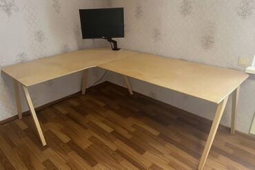 купить бу теннисный стол: Компьютердик үстөлү, Бурчтуу