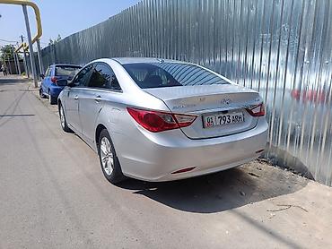 byd e1: Hyundai Sonata: 2010 г., 2 л, Автомат, Газ, Седан — 2
