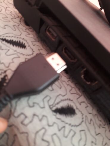 PS4 (Sony Playstation 4): PlayStation 4 Slim oyun konsolu Əsas xüsusiyyətlər: - PS4 Slim — 8