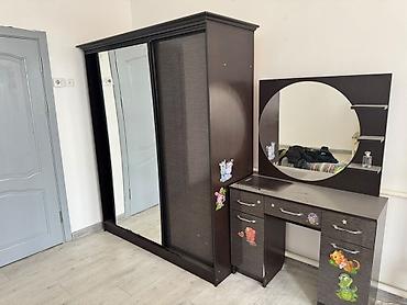 silver kitchen: Спальный гарнитур в современном темно‑коричневом исполнении. Состав — 2