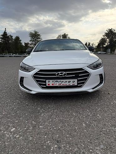 Hyundai: Hyundai Avante: 2017 г., Седан — 4