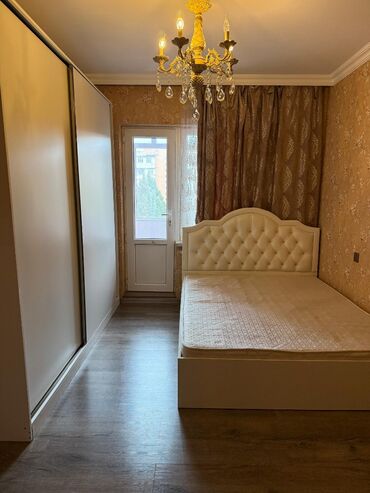 Uzunmüddətli kirayə mənzillər: 9/6 2otaq
Şəraitli 700 azn ailəliyə.
Maklerlər yığmasın -da lalafo.az — 13 Uzunmüddətli kirayə mənzillər: 9/6 2otaq
Şəraitli 700 azn ailəliyə.
Maklerlər yığmasın — 13