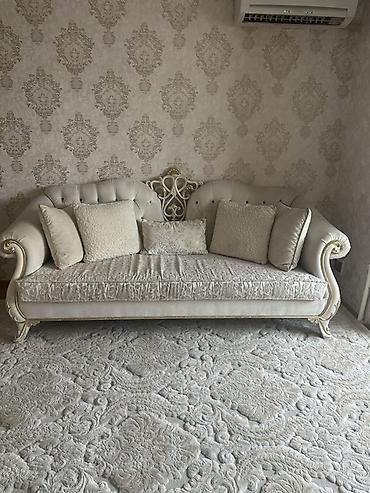 Divanlar: Divan, İşlənmiş, Açılmayan, Bazasız, Parça, Çatdırılma yoxdur — 2