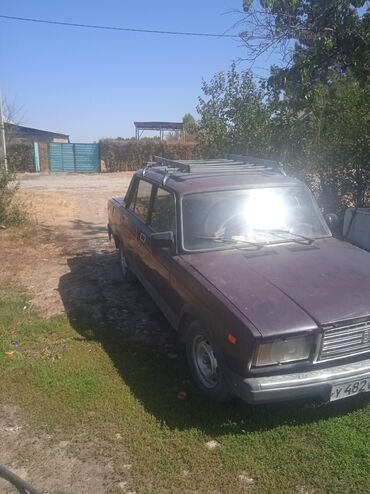 дэу эсперо: Автомобиль ВАЗ 2107 (седан), фиолетовый цвет. Классический