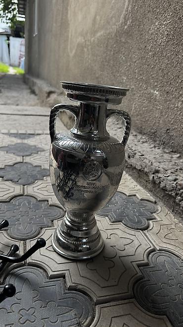 champions: Кубок-трофей в стиле Кубка Европы УЕФА - Материал: металлический — 1