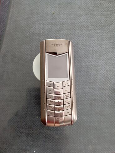 Vertu: Vertu Ti, rəng - Boz, Düyməli