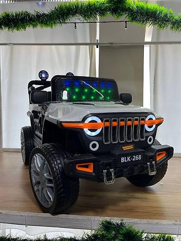 Uşaq üçün elektrik maşınları: 🚙 Yeni Jeep Wrangler BLK 268 – 4x4 Uşaq Elektromobili 🔥 Güclü — 2