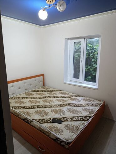 сдаю дом на иссык куле: 32 м², 1 комната, Утепленный, Бронированные двери, Евроремонт