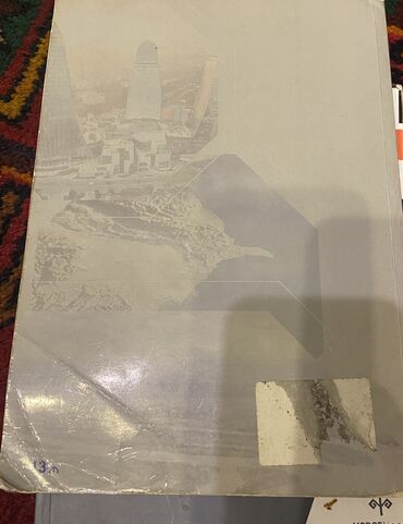 Digər məktəb dərslikləri: Kitablar bəziləri heç istifadə olunmayıb bəziləri çox az ehdiyacı olan — 9