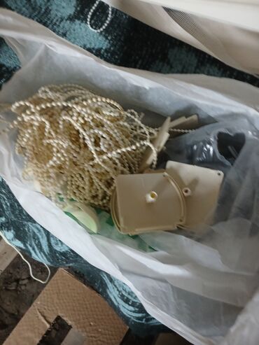 Rulon ştorlar: Jaluz pərdə 6 ədəd iksi böyuk 4 du kicik və əlavə aksezurları hamsı — 5