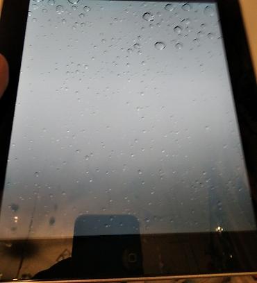 Планшеты: Планшет, Apple, память 32 ГБ, 9" - 10", 3G, Б/у, Классический — 1