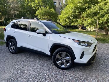 Toyota: Toyota RAV4: 2019 г., 2.4 л, Автомат, Бензин, Внедорожник