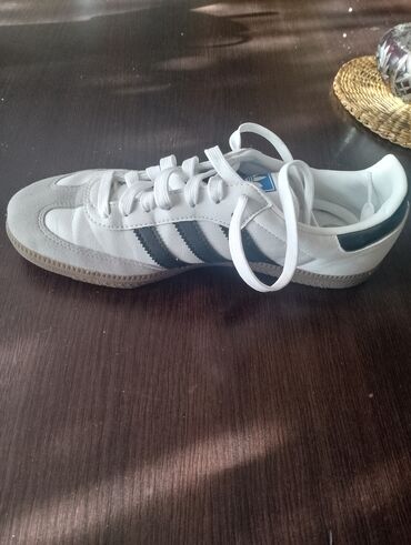 gazelle adidas cena: Trainers, Adidas, size - 40