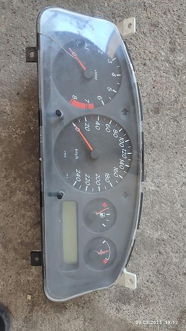 e klass: Nissan 2001 г., Б/у, Оригинал, Германия — 2