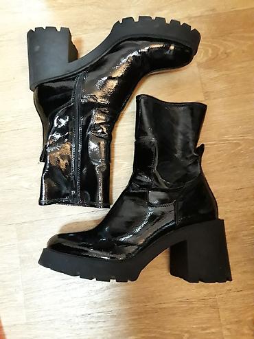 Gležnjače: Crne ženske čizme (Gazište 27)sa blok petom i izraženim krampon đonom — 12