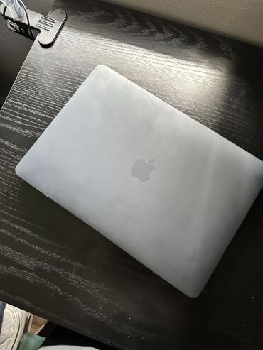 macbook air m1 bishkek: Ноутбук, Apple, 8 ГБ ОЗУ, Apple M1, 13.3 ", Б/у, Для несложных задач, память SSD