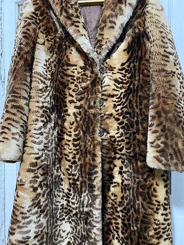 Шубы: Шуба мутон, из Греции, длинна шубы ниже колена, 54 размер, шерсть — 5