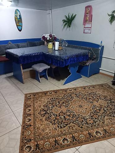 Продажа коттеджей и домов: Продам дом. Три двора,хозяйственный,главный,механический. Имеется — 5