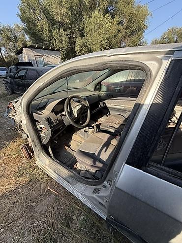 не пригодился: Honda Civic: 1990 г., Седан — 5