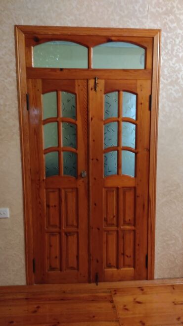 Потолок: Taxta Qoşa qapı 100 azn 
Ölçü 230x110sm
Ünvan Binə qəs ✨ Pərvin ✅ 6300