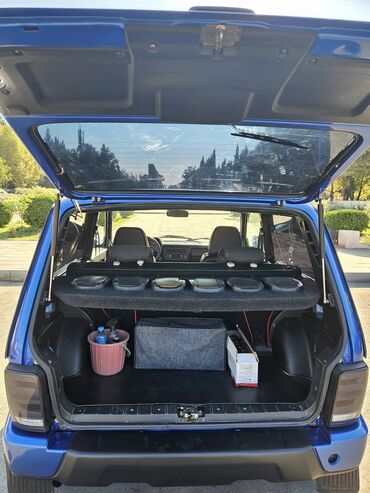 VAZ (LADA): VAZ (LADA) 4x4 Niva: 1.7 l | 2018 il 64400 km Ofrouder/SUV -da lalafo.az — 12 VAZ (LADA): VAZ (LADA) 4x4 Niva: 1.7 l | 2018 il 64400 km Ofrouder/SUV — 12