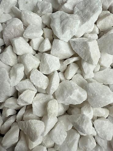 Мраморная крошка: Мраморная крошка, Белый, Декоративная, В тоннах — 10