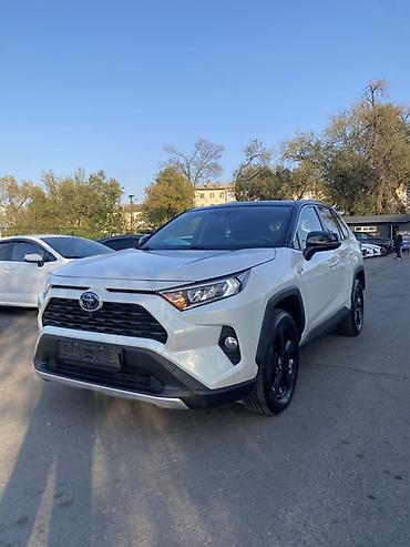 bmw 10: Toyota RAV4: 2020 г., 2.5 л, Автомат, Гибрид, Кроссовер — 1