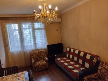 Uzunmüddətli kirayə mənzillər: Yaşayış üçün mənzildə bütün şərait var. Blok təmiz və qurudur — 7