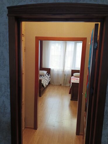 Köhnə tikili: Bakı, 2-ci mikrorayon, 2 otaqlı, Köhnə tikili, m. Memar Əcəmi, 43 kv. m — 4