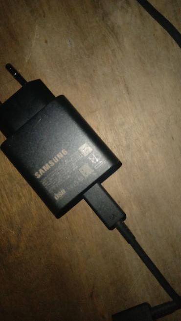 istilik cihazlari: Samsung USB divar adapteri - Brend: Samsung - Rəng: qara - Giriş — 1