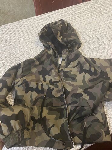 Pencəklər: Pencək, Bershka, S (EU 36)