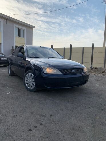 машина москвич: Ford Mondeo: 2003 г., 1.8 л, Механика, Бензин, Седан