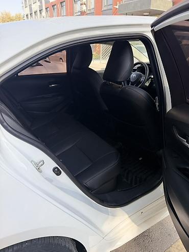 prius plus: Toyota Corolla: 2023 г., 1.8 л, Гибрид, Седан — 4
