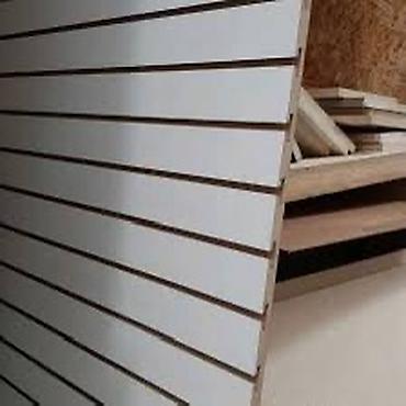 Daraq panellər: Slatwall panel və asılqan sistemləri Məhsul təsviri: - Mağaza — 11