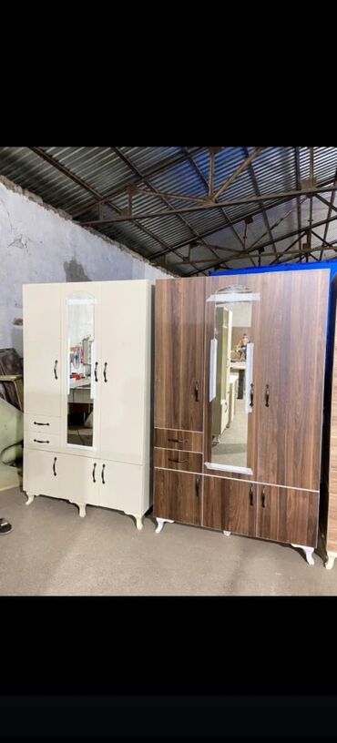 Dolablar: Yeni, Açılan, 3 qapılı Düz dolab, Şifonyer, Rusiya — 16