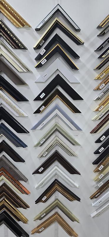 Зеркала: В наличии! Тёмно-коричневое зеркало, рамка ПВХ. Ширина рамки: 1,4 см — 7