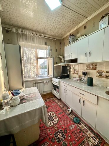срочно продам дом бишкек: 2 бөлмө, 50 кв. м, 105-серия, 5 кабат, Евроремонт
