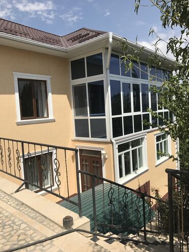 продам дом в новопокровке: Дом, 217 м², 6 комнат, Собственник
